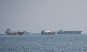Iran, Oman discuss temporary corridor through Strait of Hormuz