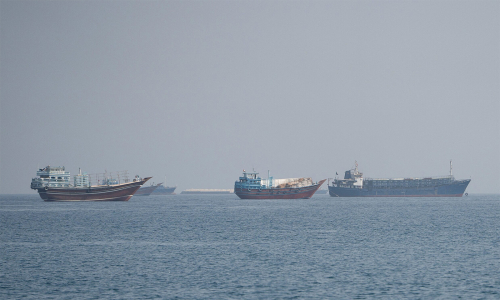 Iran, Oman discuss temporary corridor through Strait of Hormuz