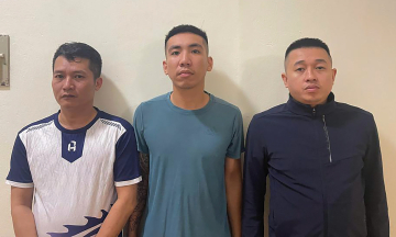 Young man beaten, forced to write 400 million VND debt note