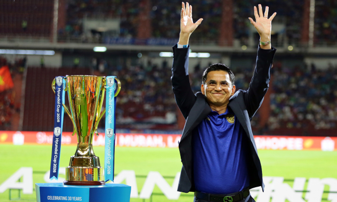 Kiatisuk: 'Winning Vietnam by three goals is not impossible'