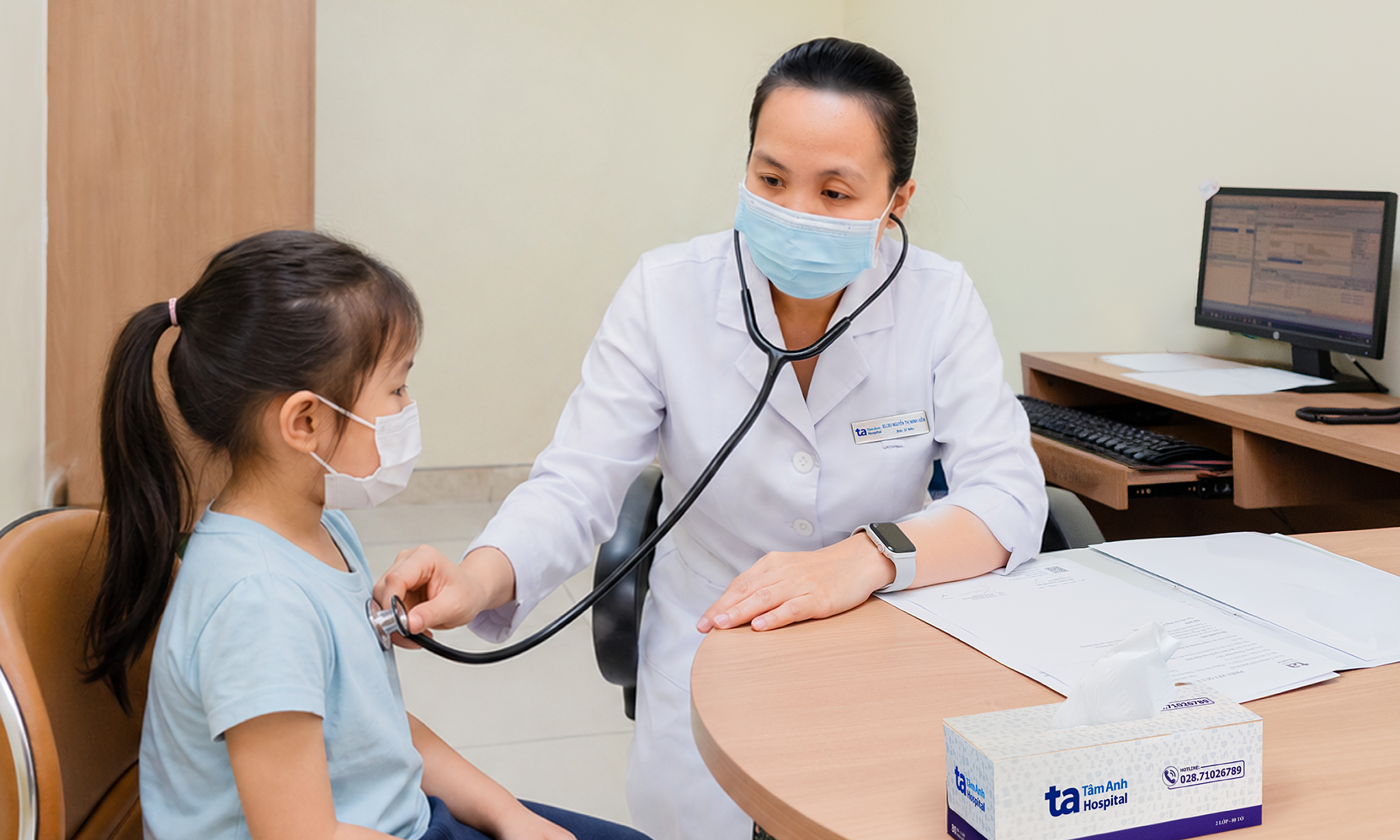 Girl diagnosed with scoliosis, heart valve regurgitation