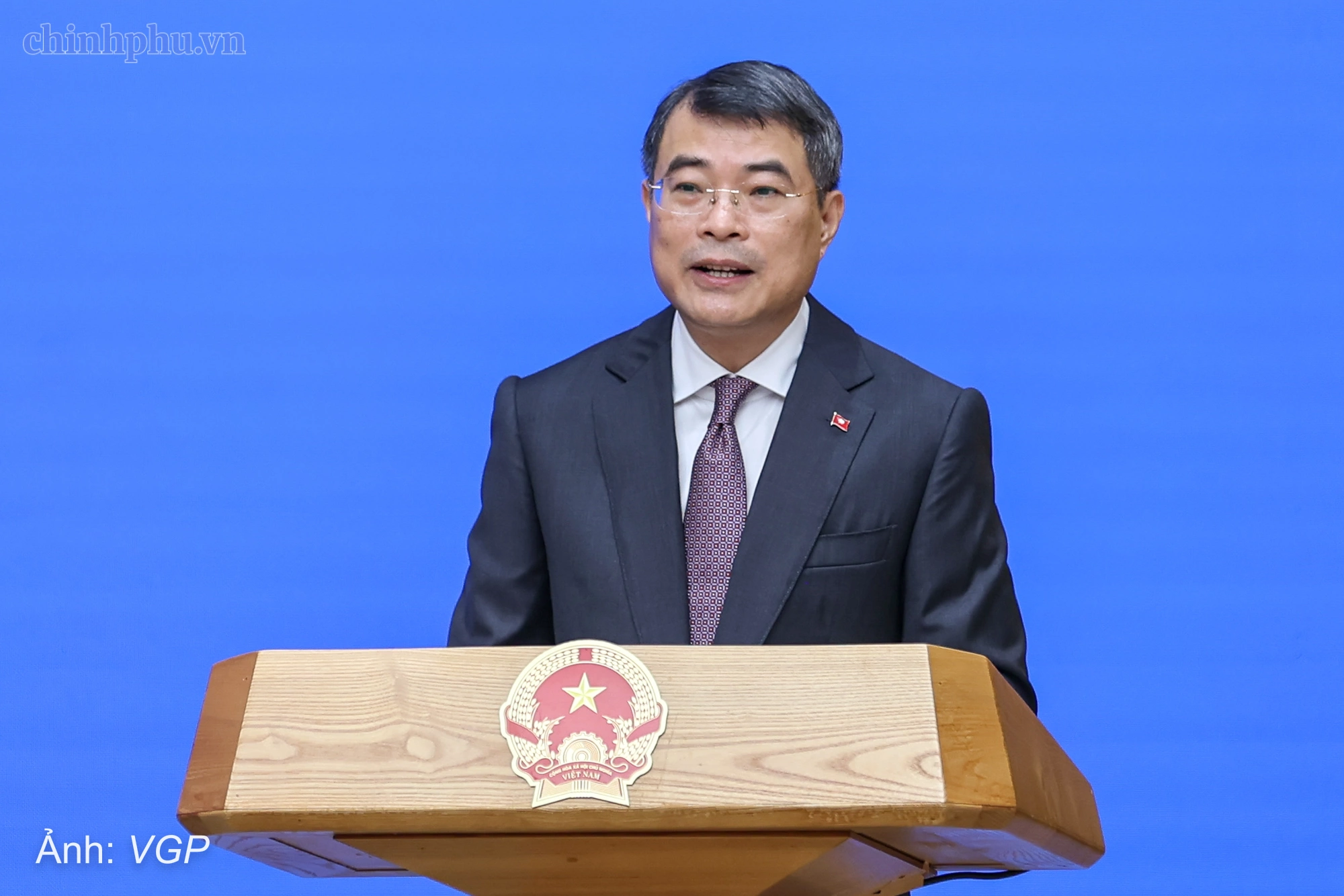 Prime minister: Chinese enterprises must boost high-quality investment