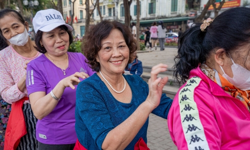 Each Hanoi commune, ward expected to have elderly care facility