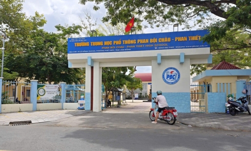 38 students admitted to 10th grade supplementary enrollment have results canceled after one day
