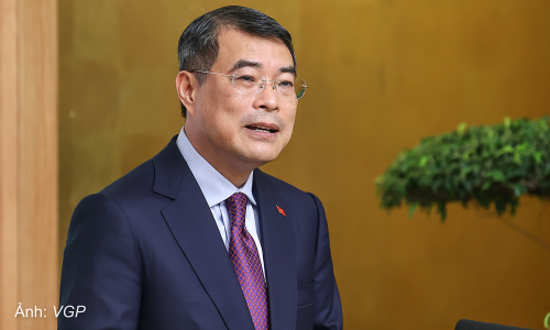 Prime minister: education must escape the pressure of scores