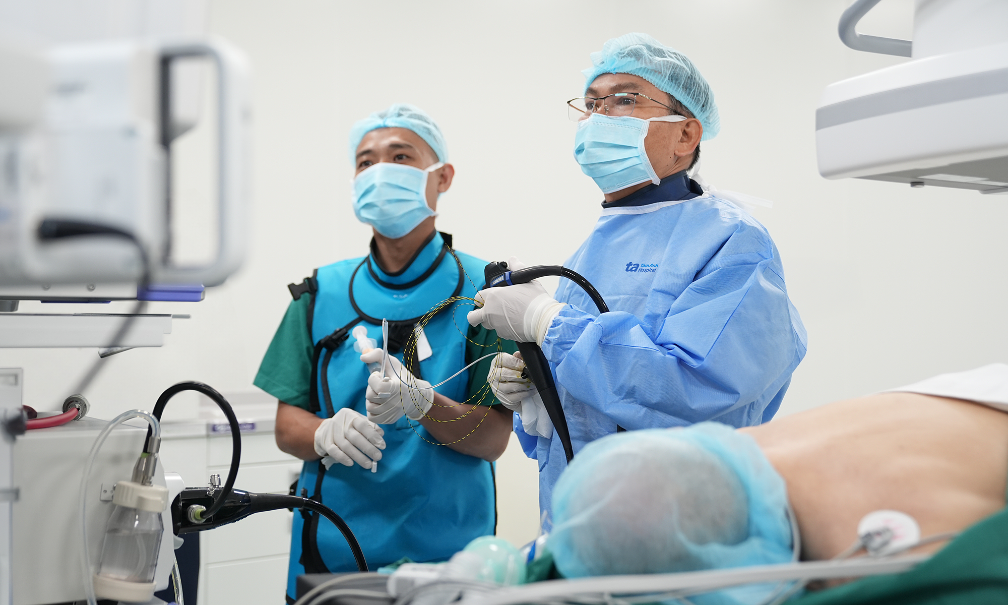 Stent placement to restore bile flow for pancreatic cancer patient