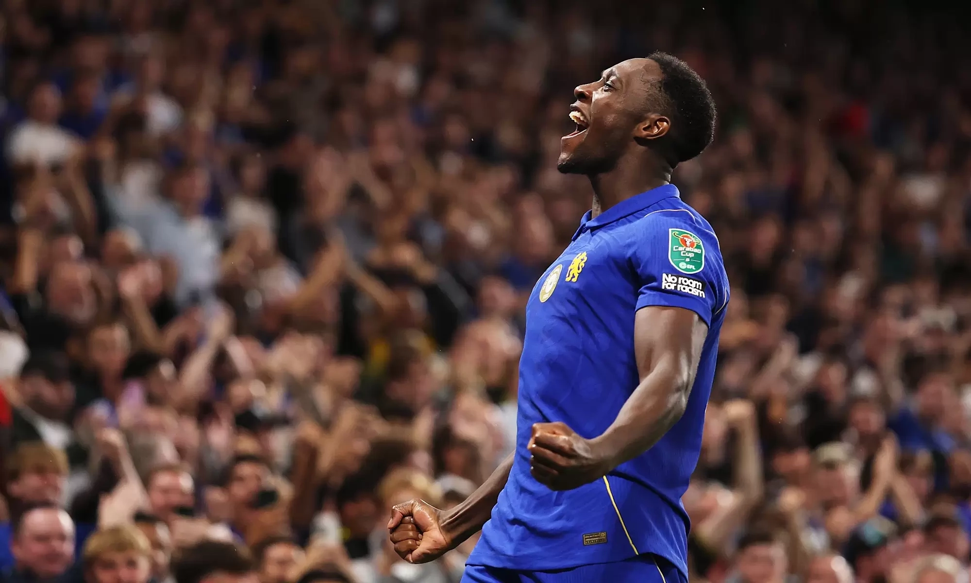 Welbeck scores first goal for Chelsea
