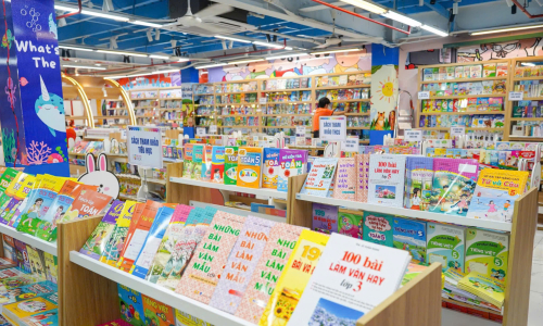 Hanoi plans free textbooks from the 2027-2028 academic year