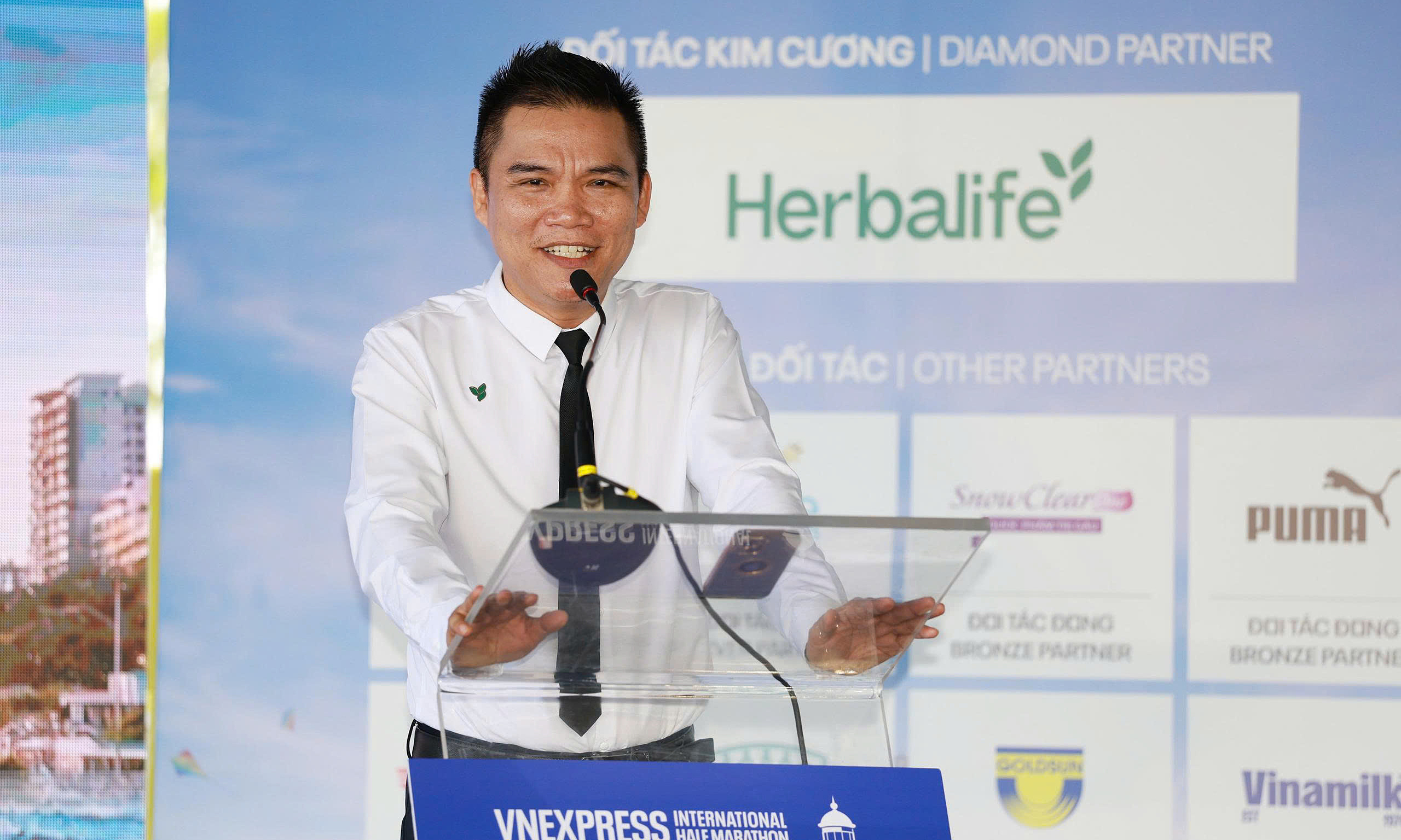 2,000 Herbalife Members Join VnExpress Marathon Vung Tau