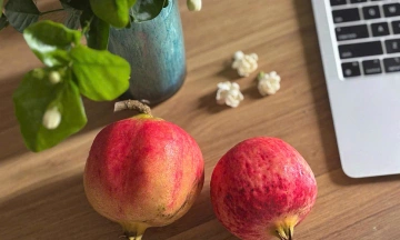 5 antioxidant-rich fruits to eat regularly