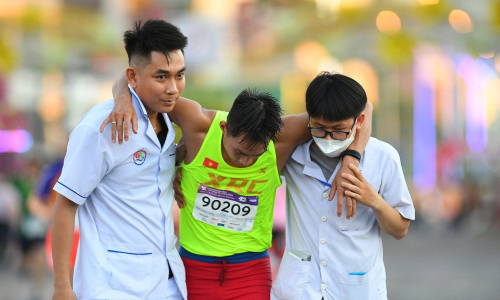 Coastal humidity challenges runners of VnExpress Marathon Vung Tau Herbalife Cup