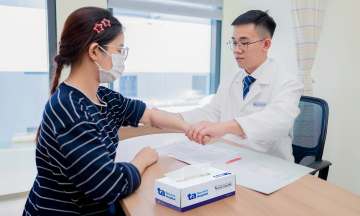 Treatment for elbow pain in athletes