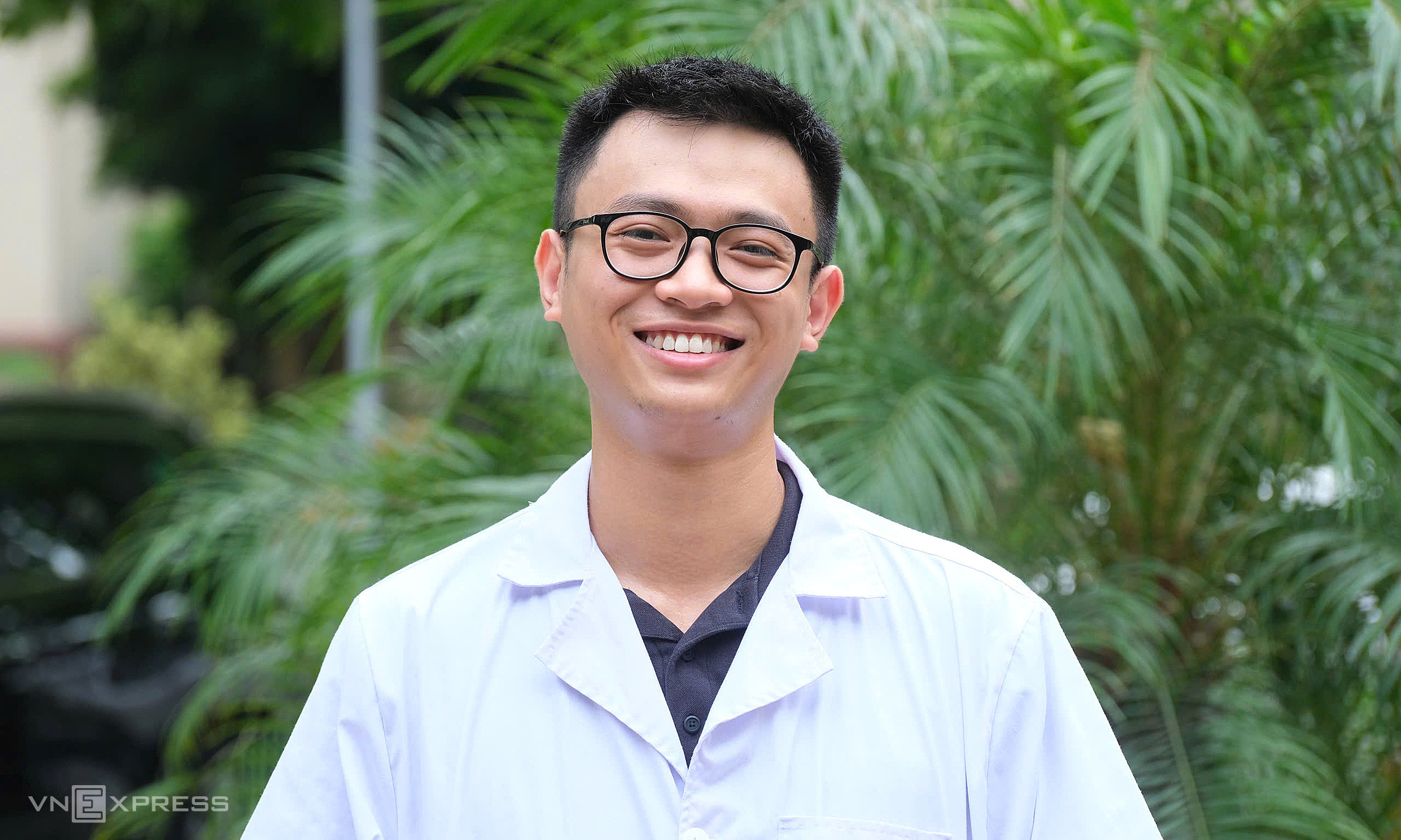 Young man 'unexpectedly' becomes top scorer in dentistry and maxillofacial residency