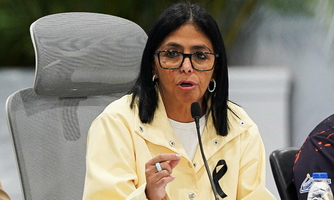 Venezuela to jointly exploit oil with the US for 25 years