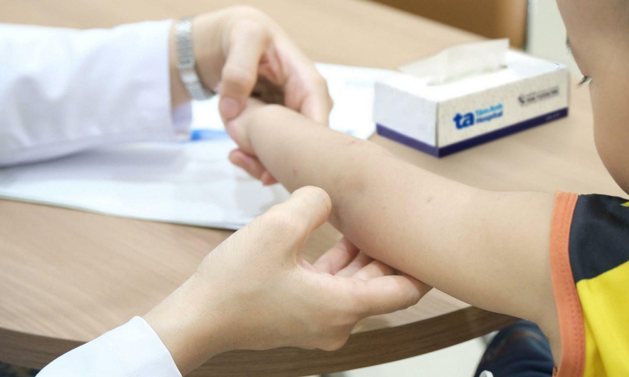 Is a child's red rash an allergy?