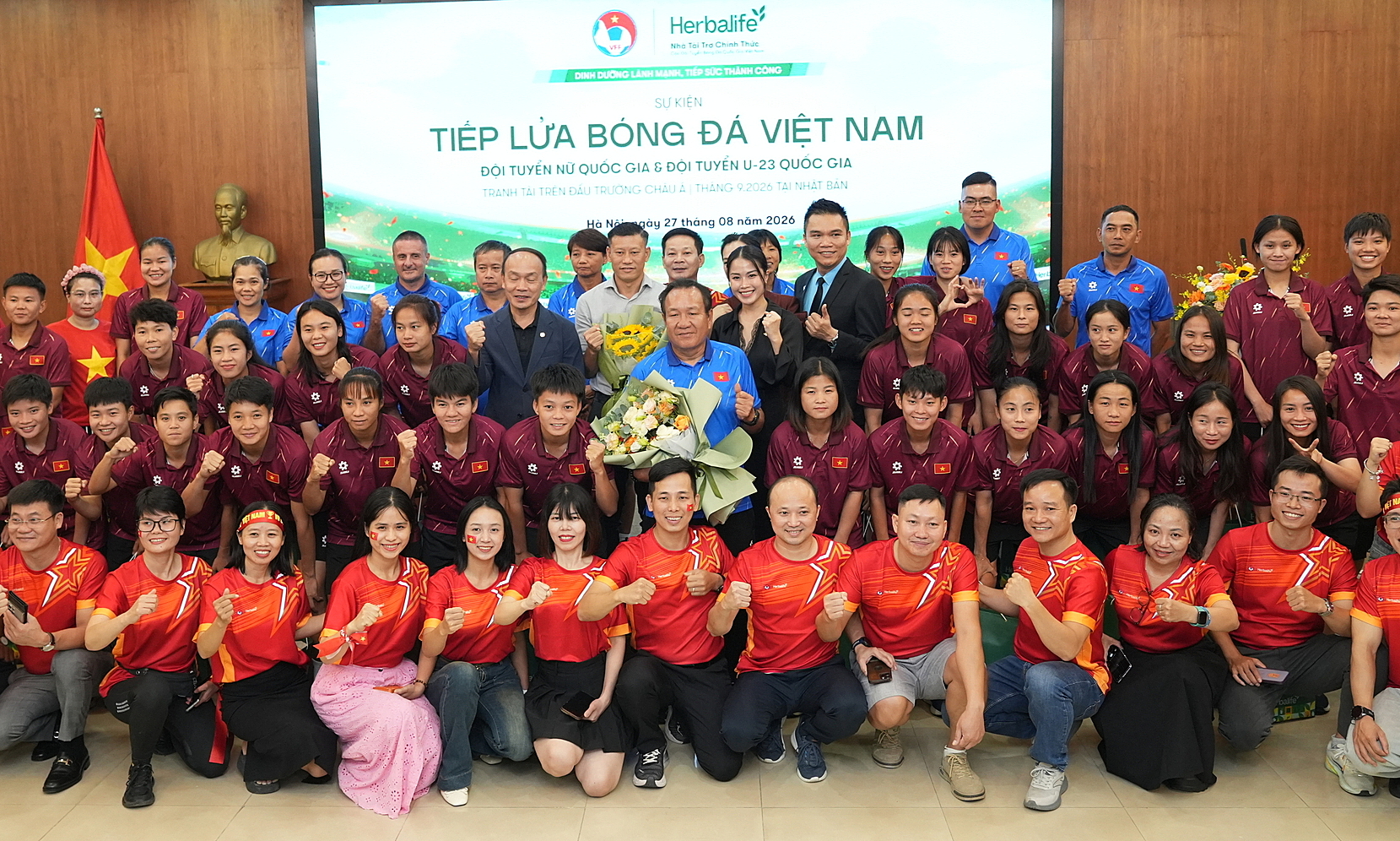 Herbalife hosts 'fueling football spirit' event