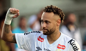 Neymar pays off debt for Santos Football Club