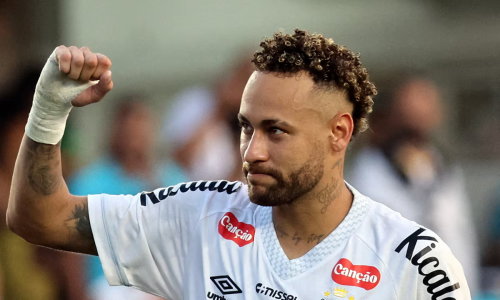 Neymar pays off debt for Santos Football Club