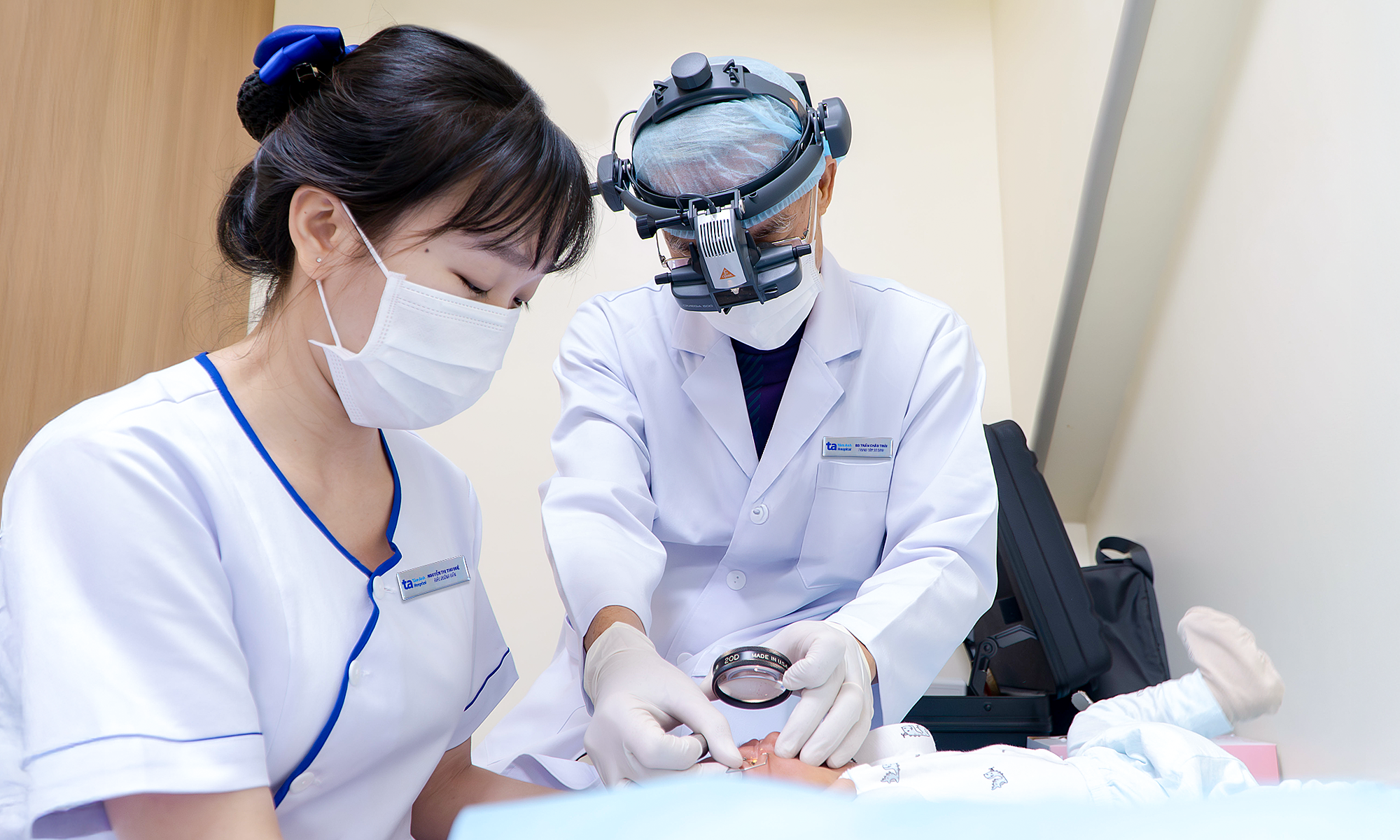 When should premature babies have eye exams?