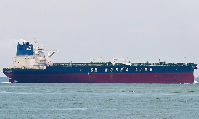 Two supertankers attacked in the Strait of Hormuz