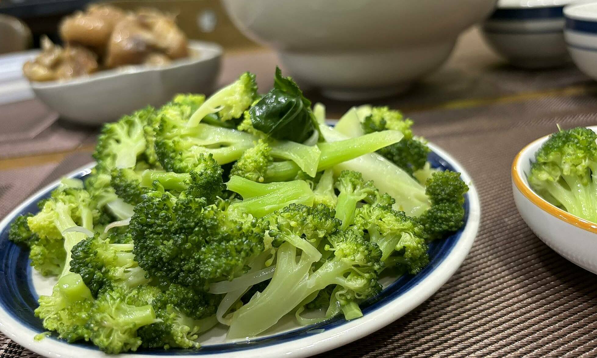 How to eat in a calorie deficit for effective weight loss