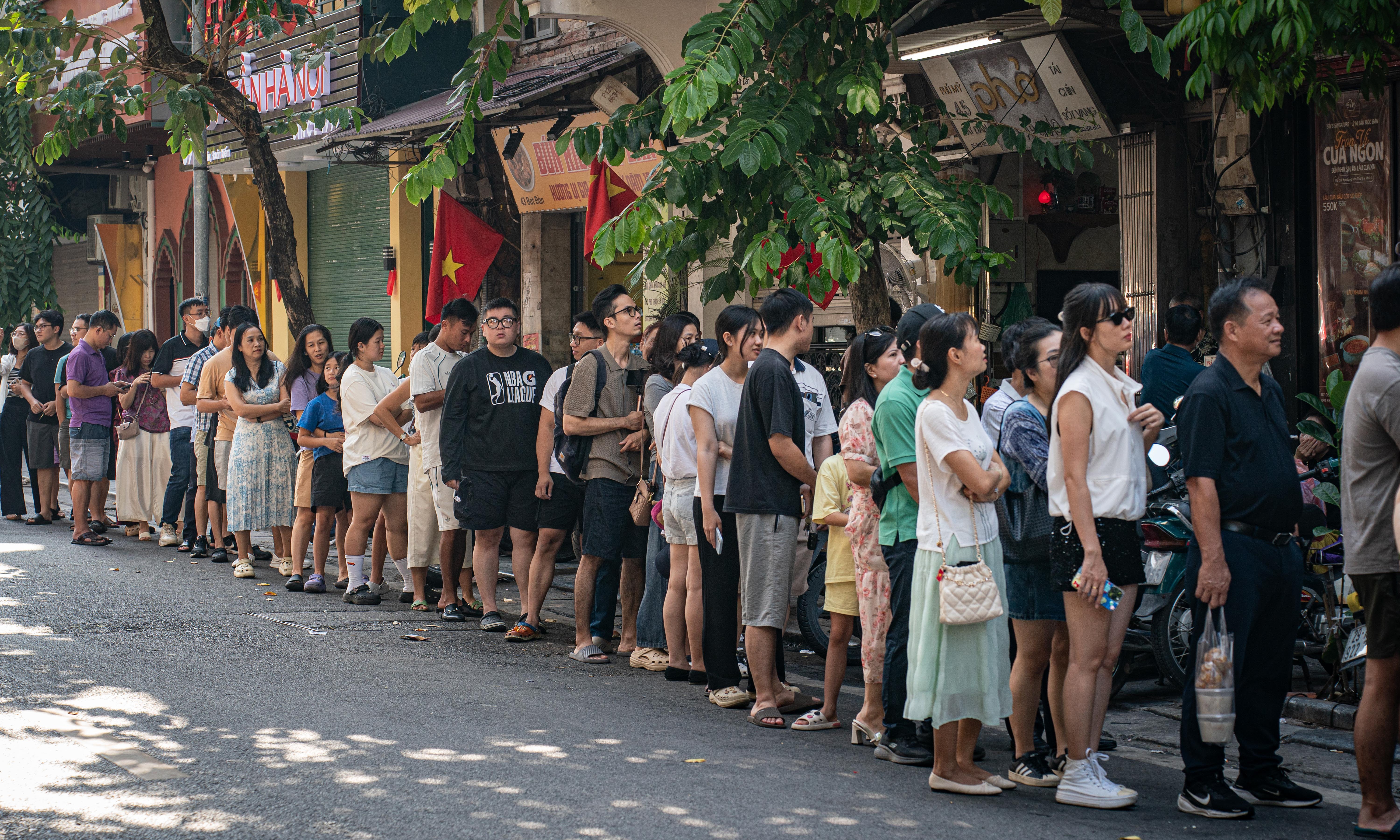 Hanoi's iconic pho draws crowds on September 2 holiday