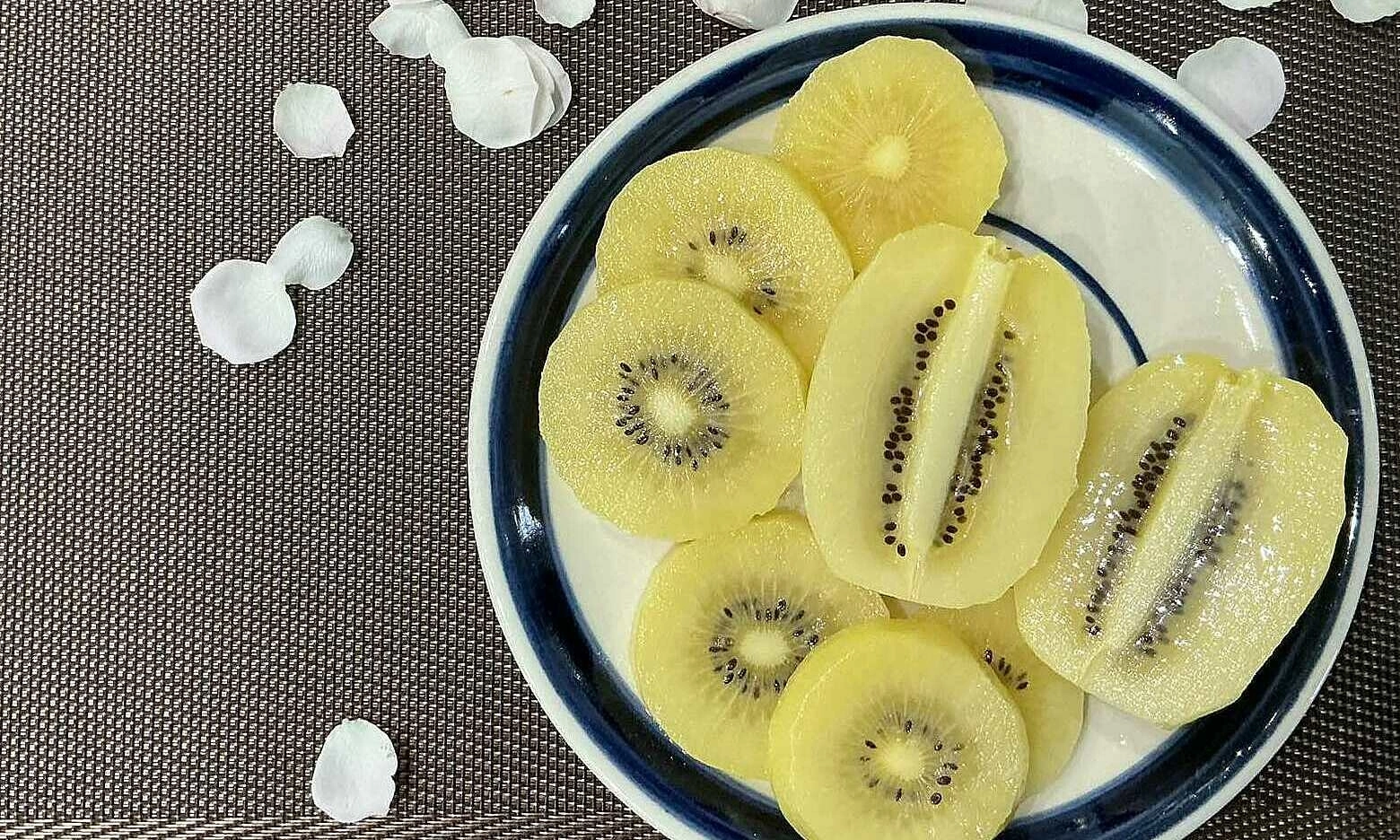 The benefits of kiwi for gut health
