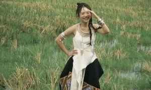 Phuong My Chi faces backlash for 'inappropriate use of Pieu scarf'