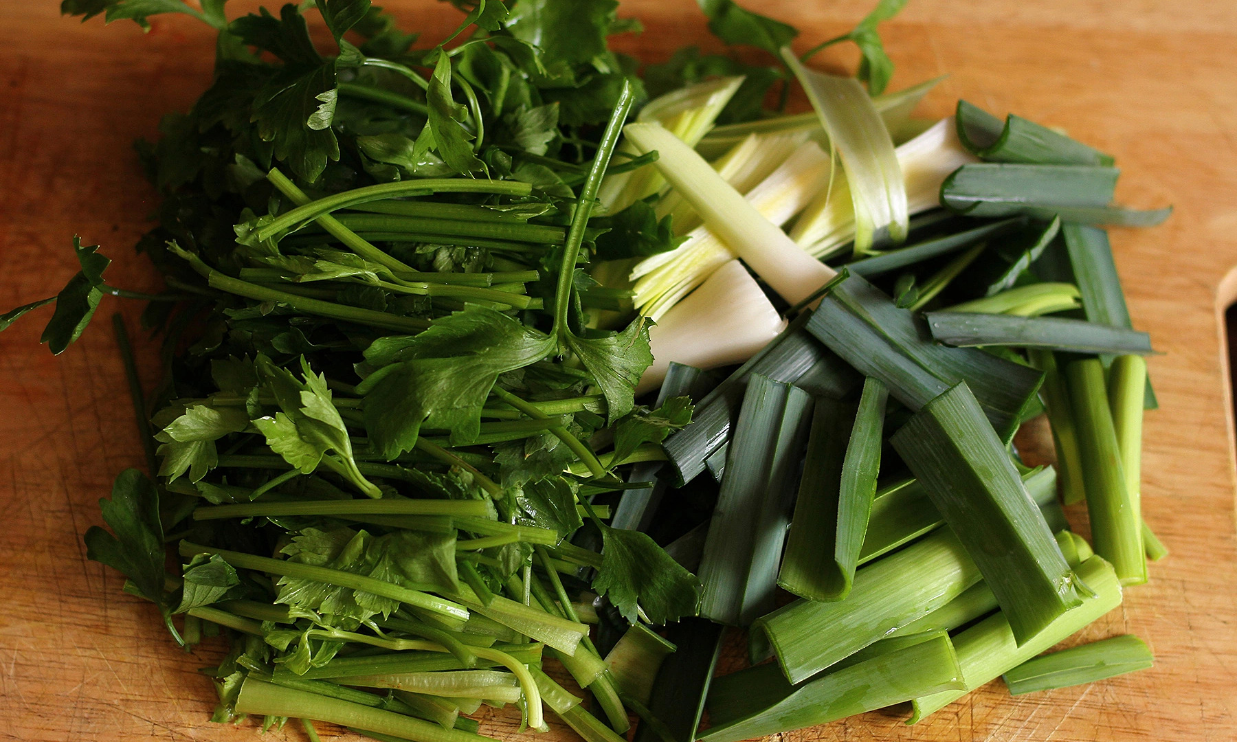 Why is eating celery good for blood pressure?