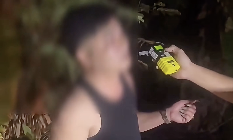 Driver with blood alcohol content over limit fined over 70 million VND for multiple violations