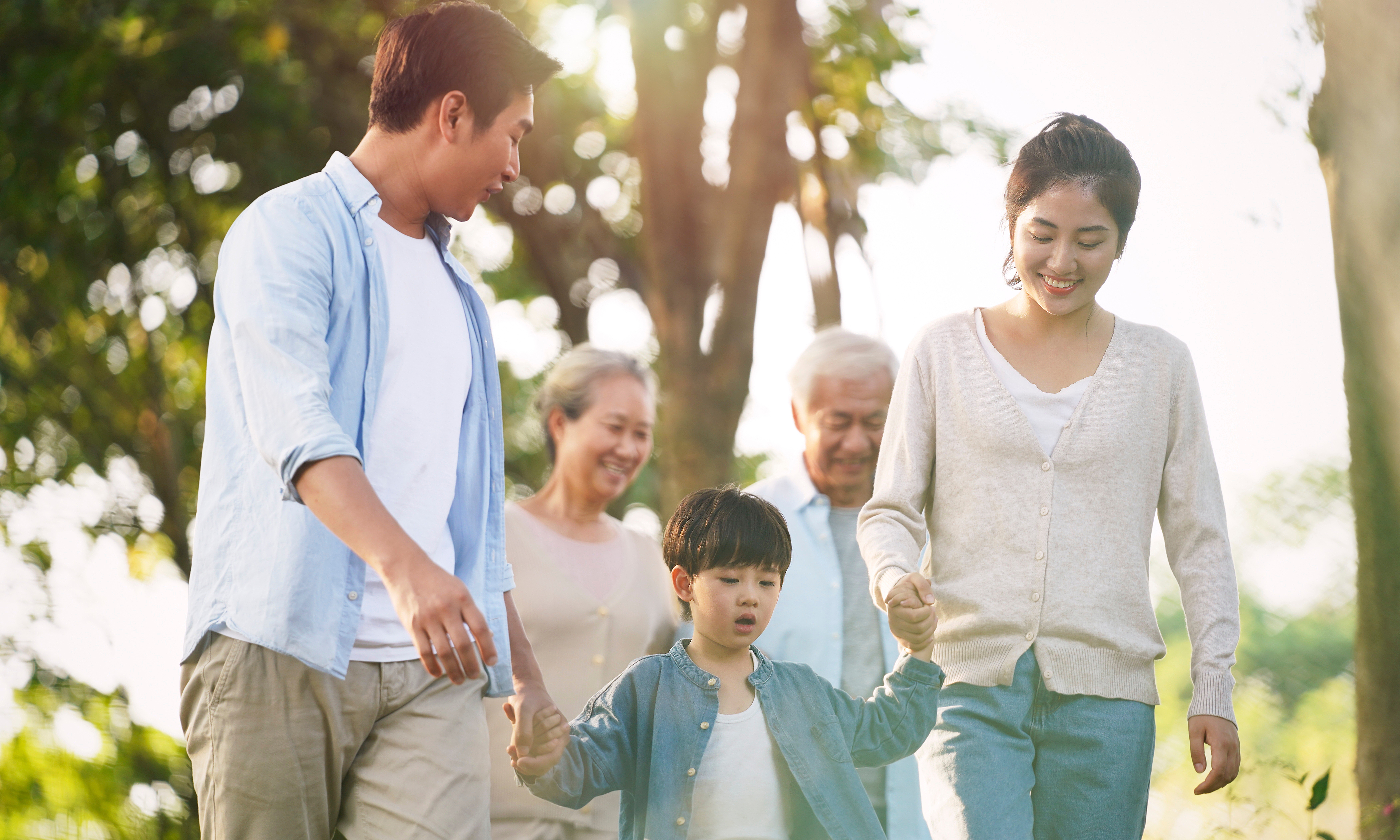 Manulife: "sandwich generation" faces financial pressures