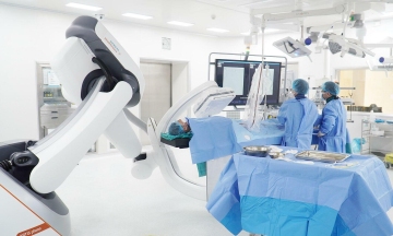 Uterus enlarged to three-month pregnancy size due to adenomyosis
