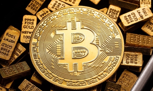 Bitcoin increasingly outperforms gold amid global public debt concerns