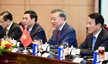 Vietnam ready to share development experience with Myanmar