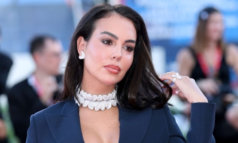 Ronaldo's wife sports 'boss lady' style on Venice red carpet