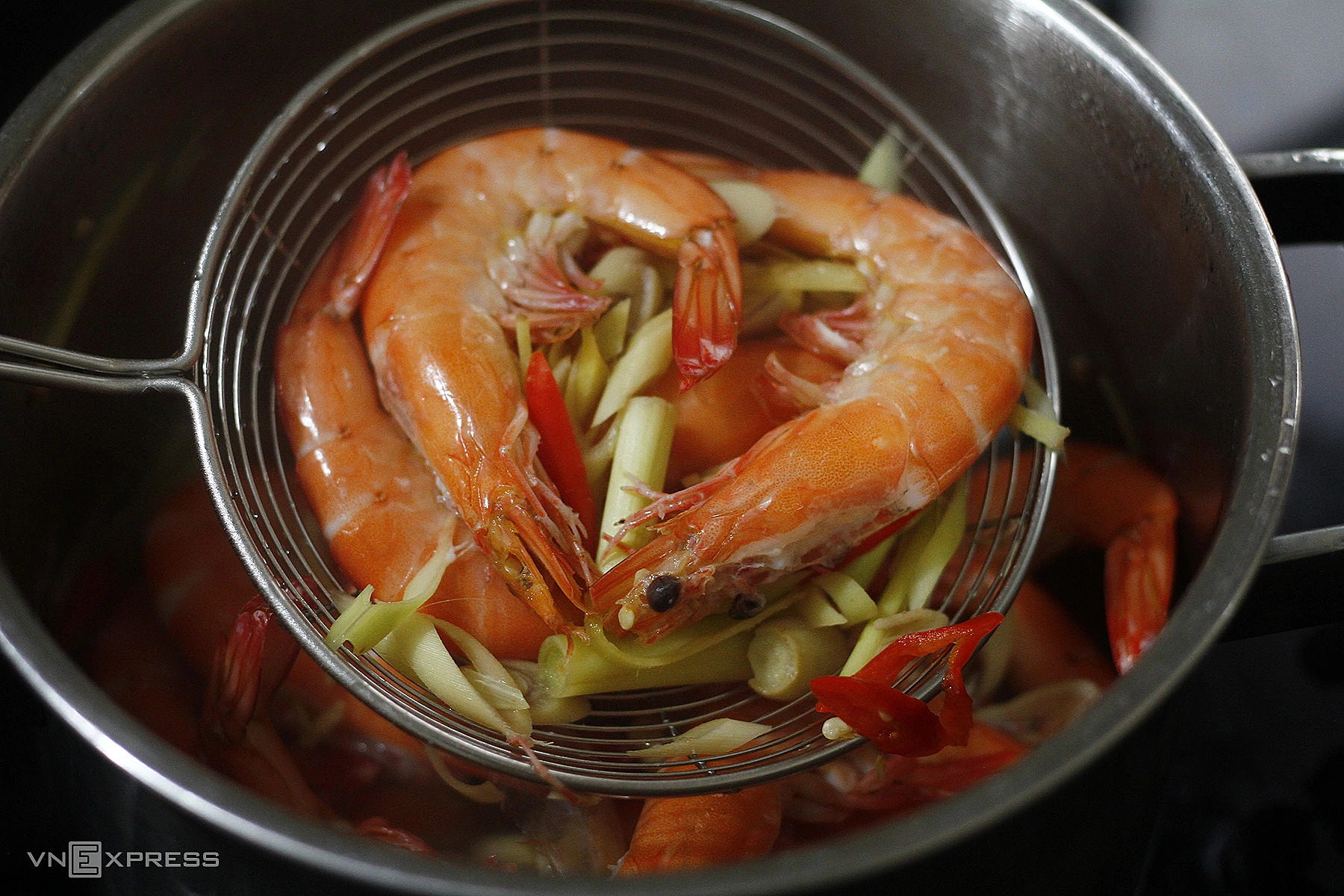Does frequent shrimp consumption increase blood fat?
