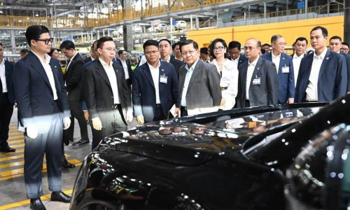 Myanmar president visits VinFast Hai Phong factory