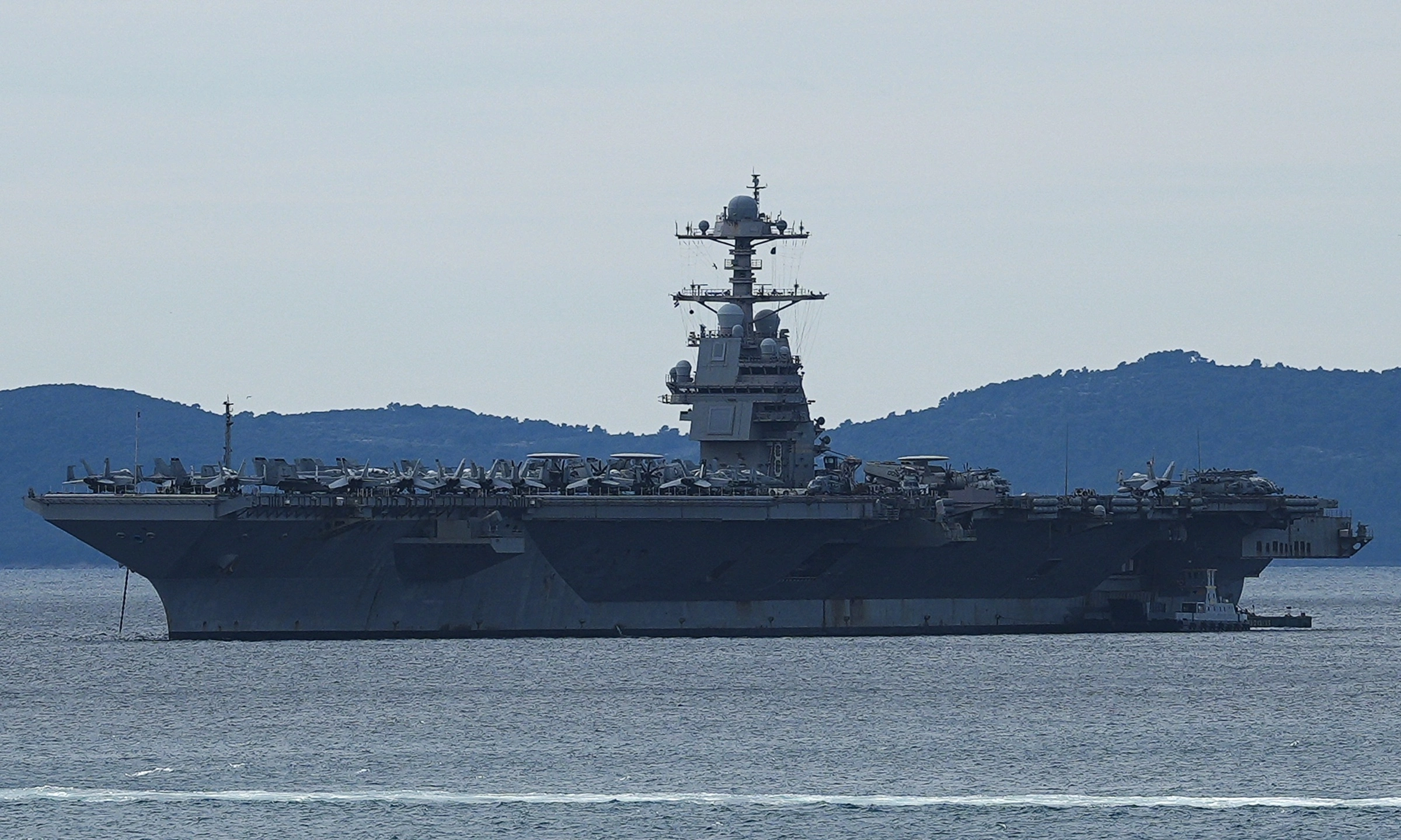 US aircraft carrier 'successfully evaded' Iranian ballistic missiles
