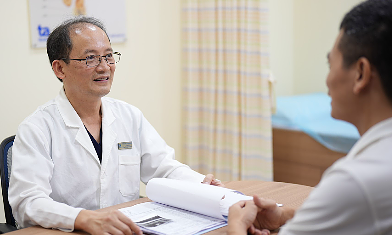 Does chronic reflux pose a cancer risk?