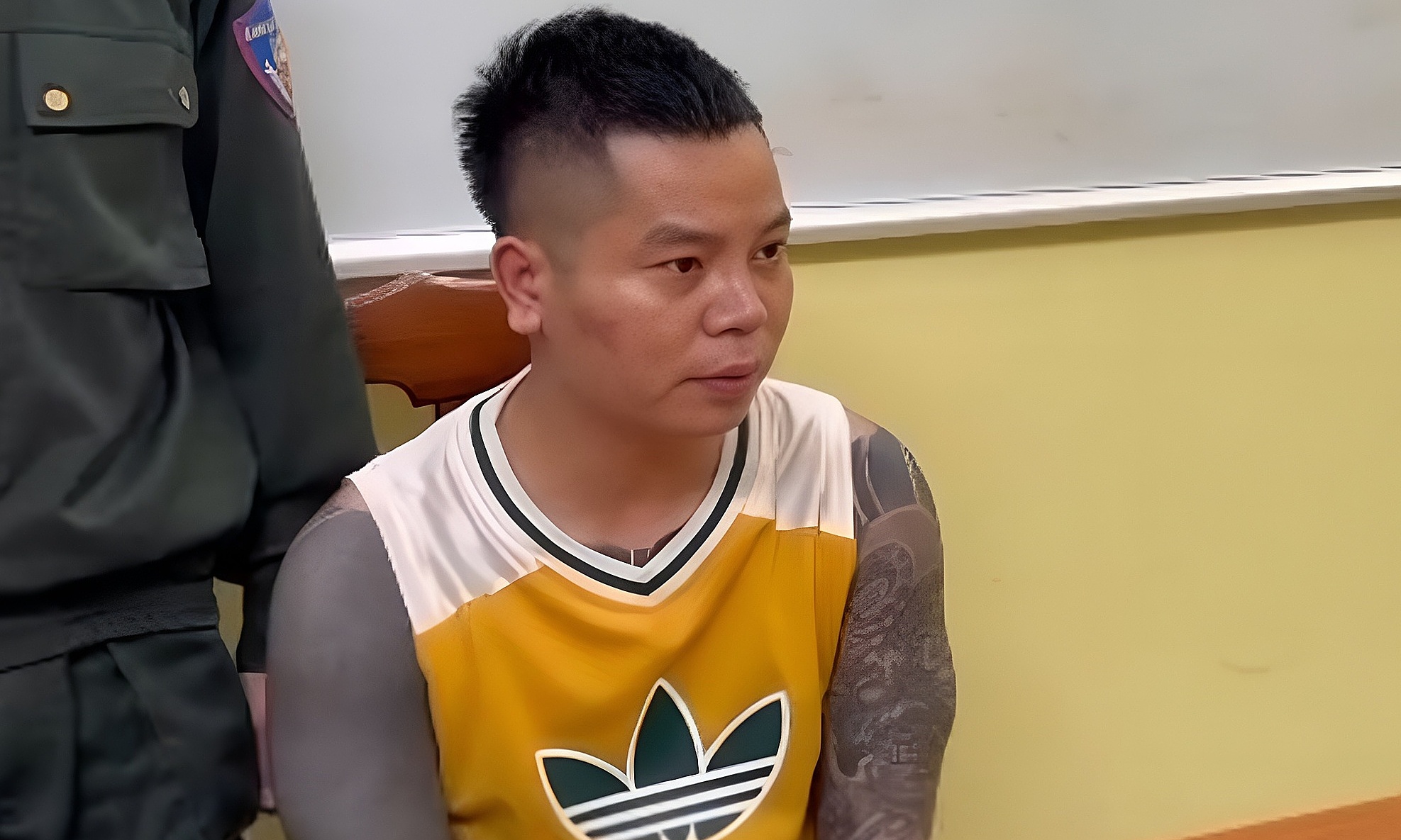 Social media figure 'Sang con' arrested