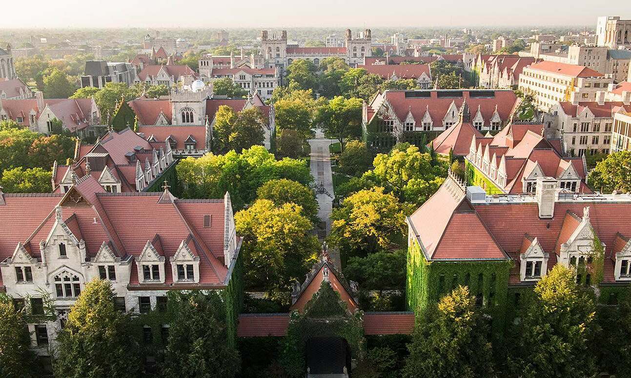 A top US university bans students from using AI, laptops, and phones