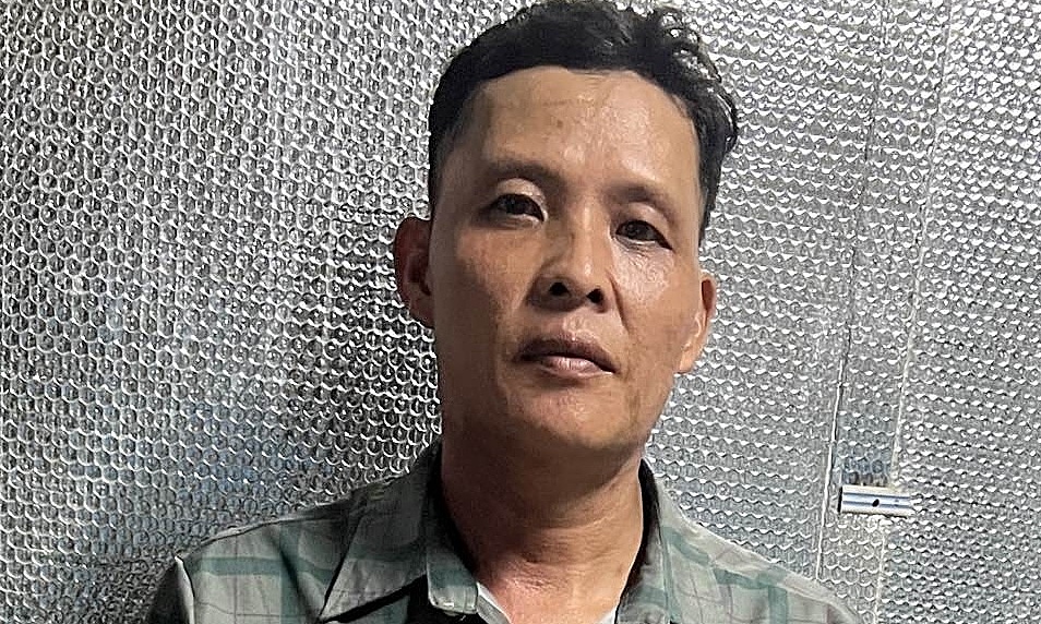Man burns ex-wife over jealousy