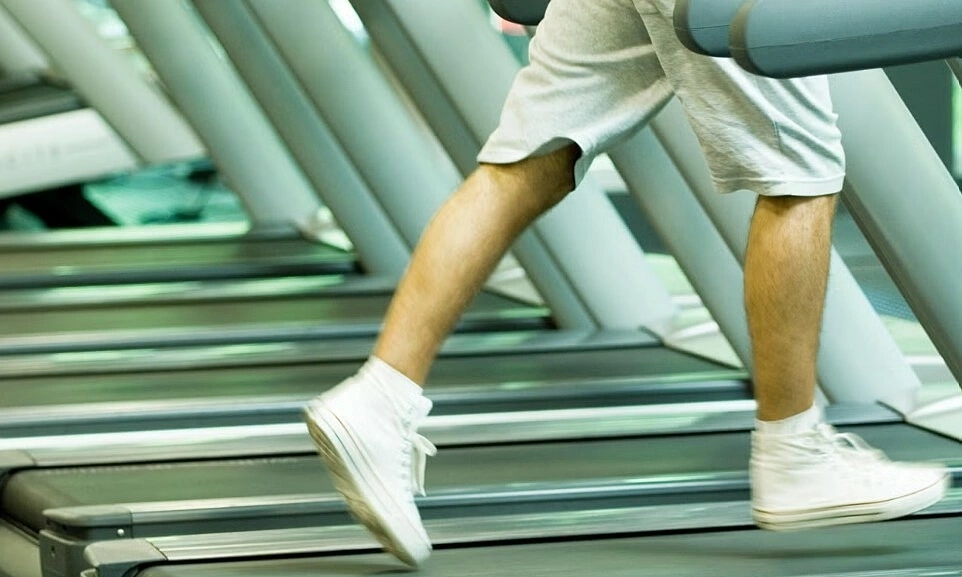 Japanese doctor suggests simple exercises for healthy kidneys