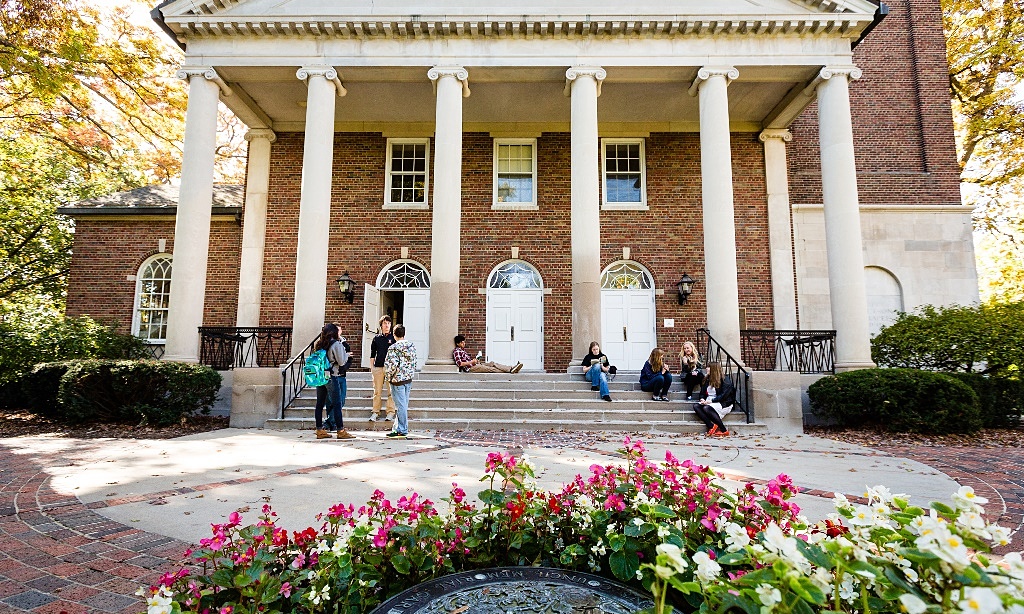 Direct admission to US universities: 'You can get in with your eyes closed'