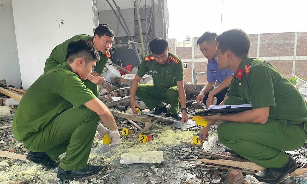 Empty drum explosion during welding kills one