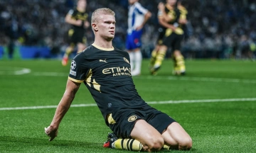 Carragher: "I cannot stop imagining Haaland scoring 1,000 goals"