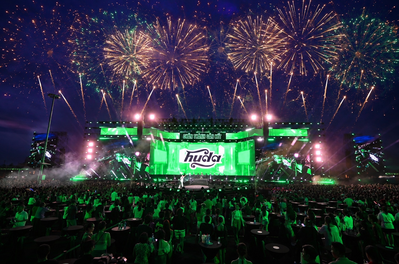 300,000 attend Hue Wonderverse Music Fest 2026