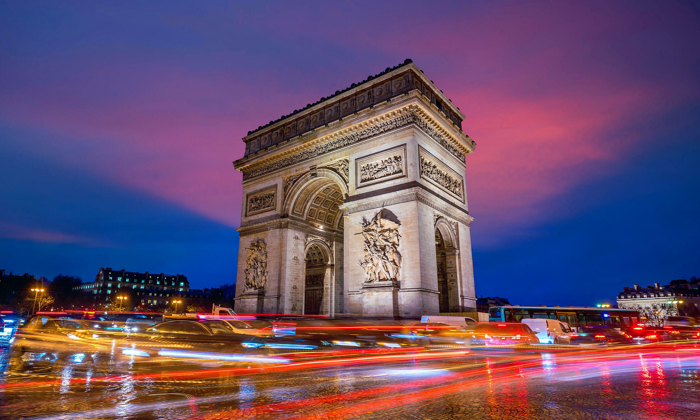 7 globally famous triumphal arches