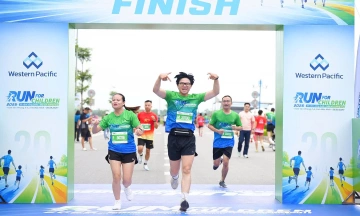 More than 200 runners join western pacific group in community run