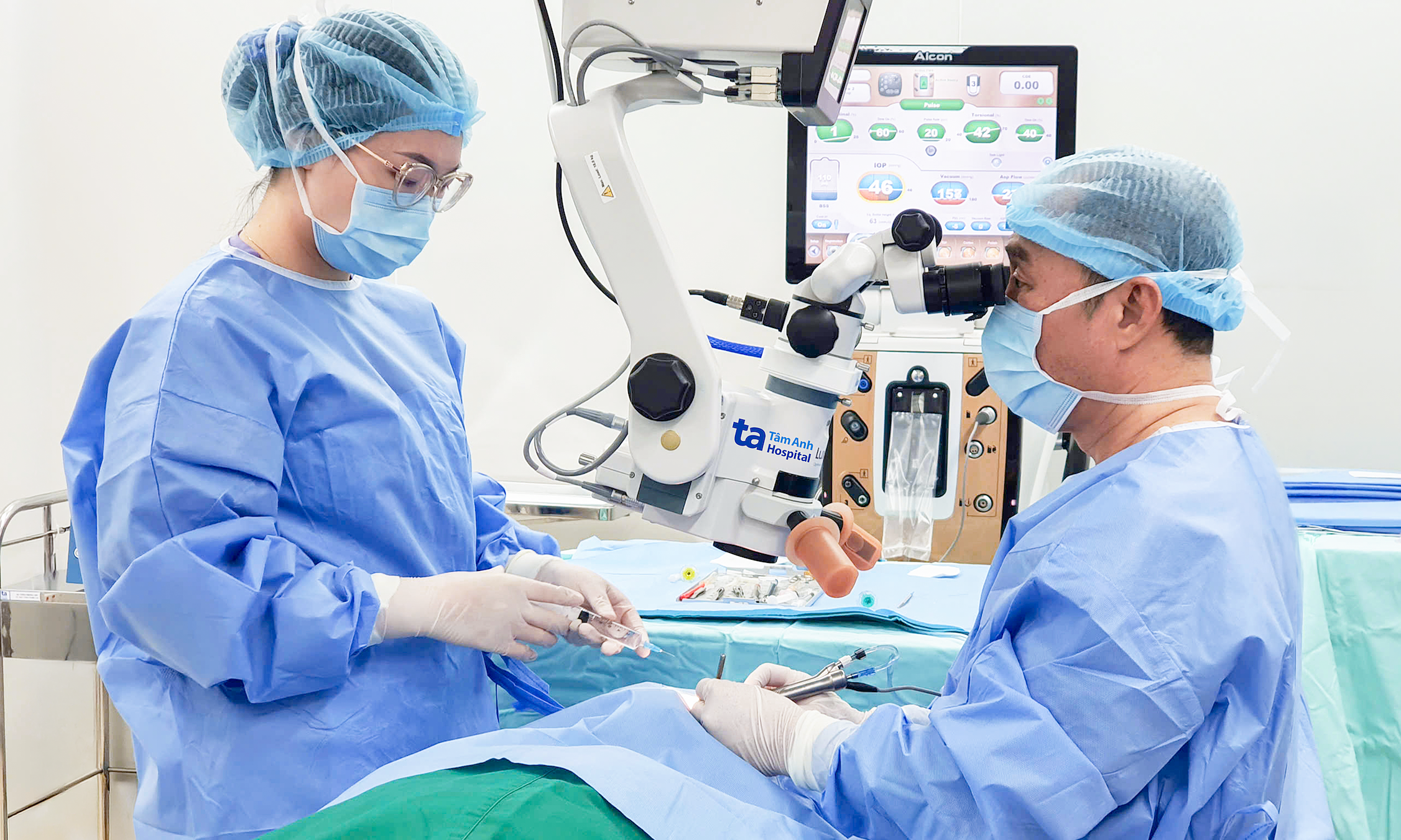 Myopia with cataracts